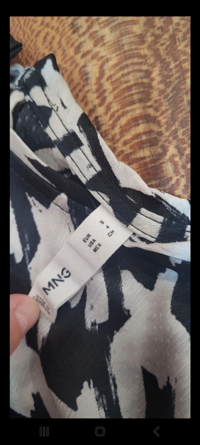 Blouse Mango T S pied de poule Neuve - photo numéro 4