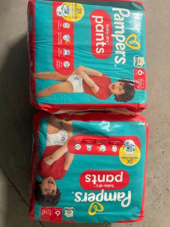 2 pampers pants taille 6