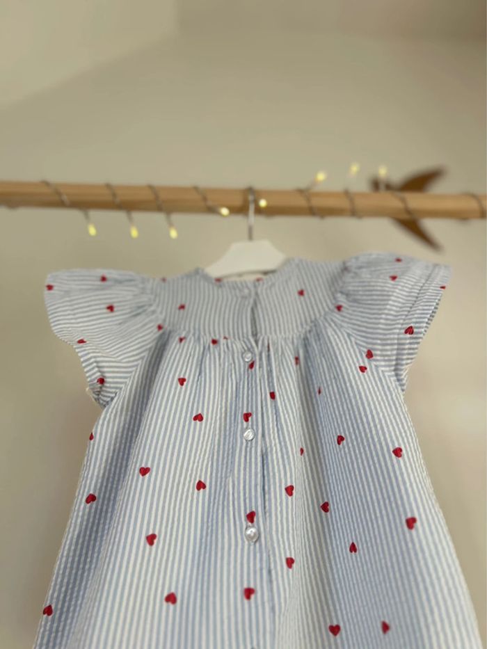 Robe et culotte bleu et petits cœurs rouge taille 24 mois vertbaudet - photo numéro 3
