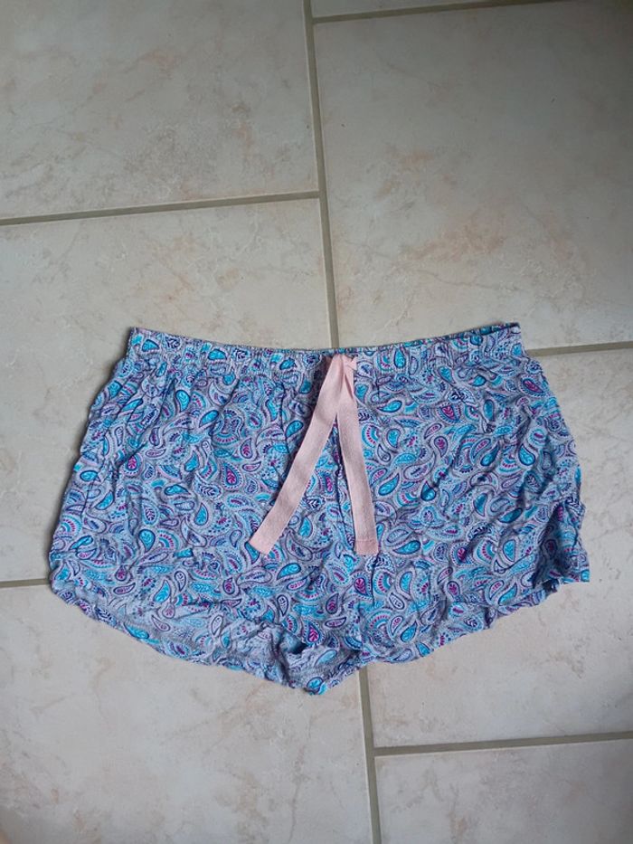 Short fin Taille 38/40 love to lounge 🌹