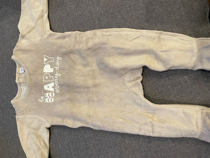 Pijama 3 mois - photo numéro 2