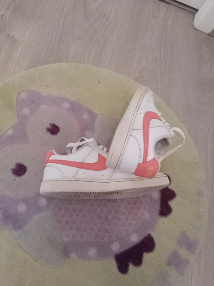 Baskets Nike 37.5 - photo numéro 2