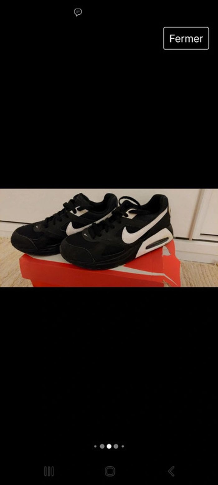 Baskets Nike air max Ivo taille 38,5 - photo numéro 3