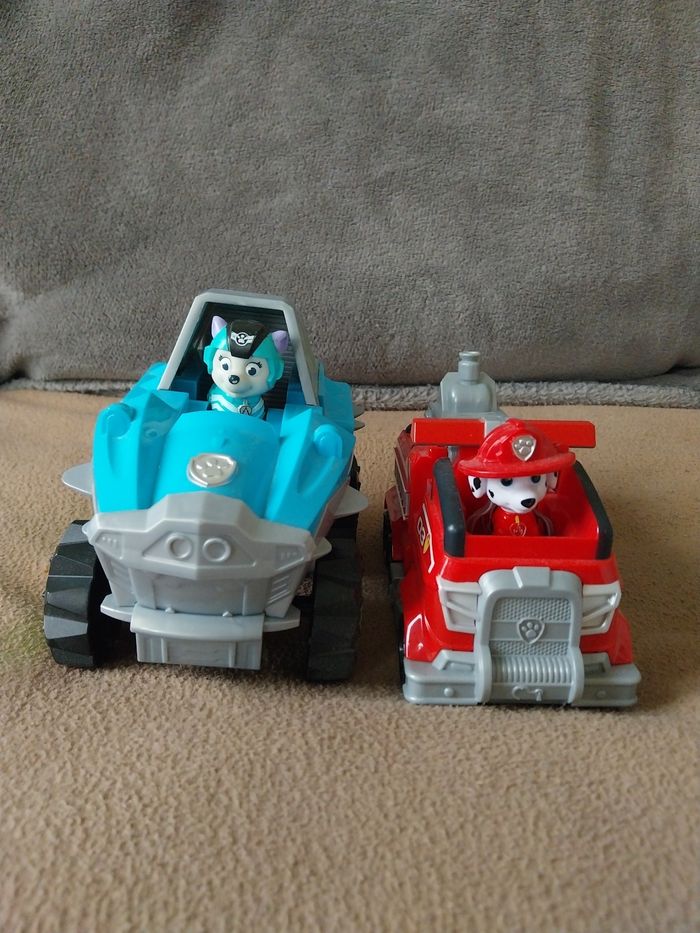 Figurines et vehicules pat patrouille - photo numéro 3