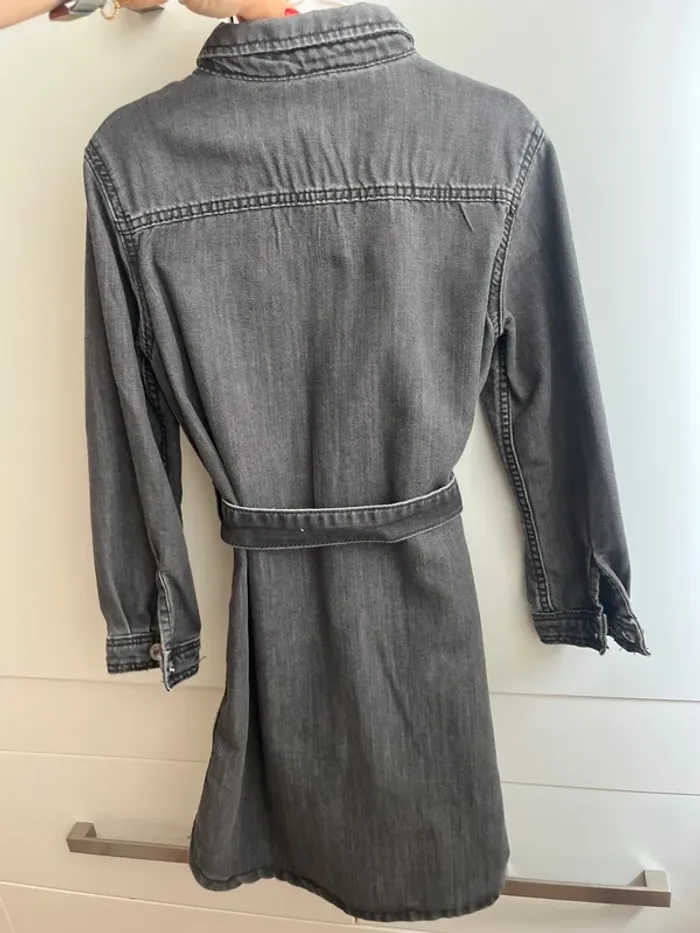 Robe en jean noir H&M – Taille 6 ans 🖤 - photo numéro 5