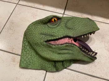 Masque dinosaure