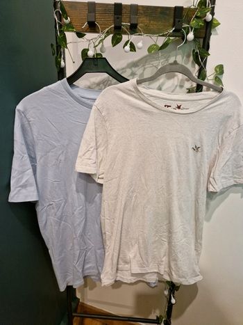 2 tee-shirts bleu et écru_T.L