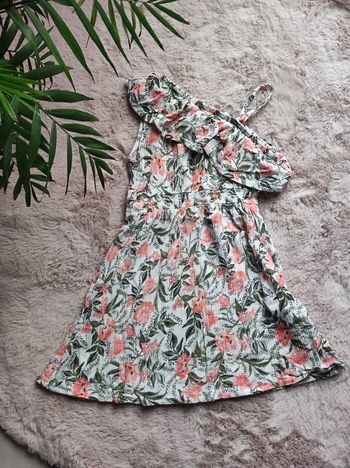 Robe fleurie kiabi 5ans