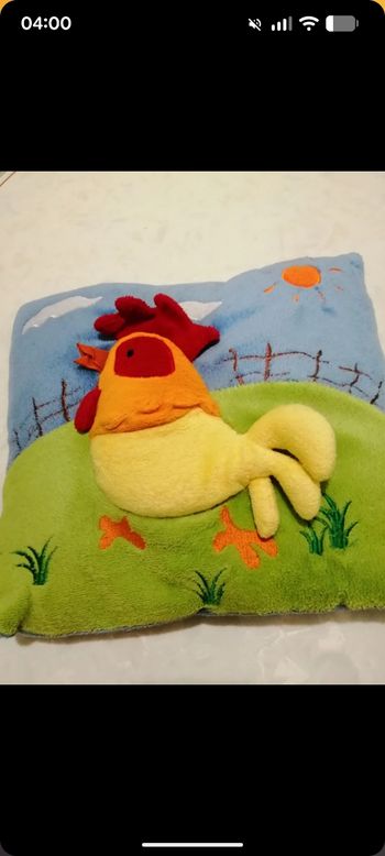 Joli coussin tout doux.