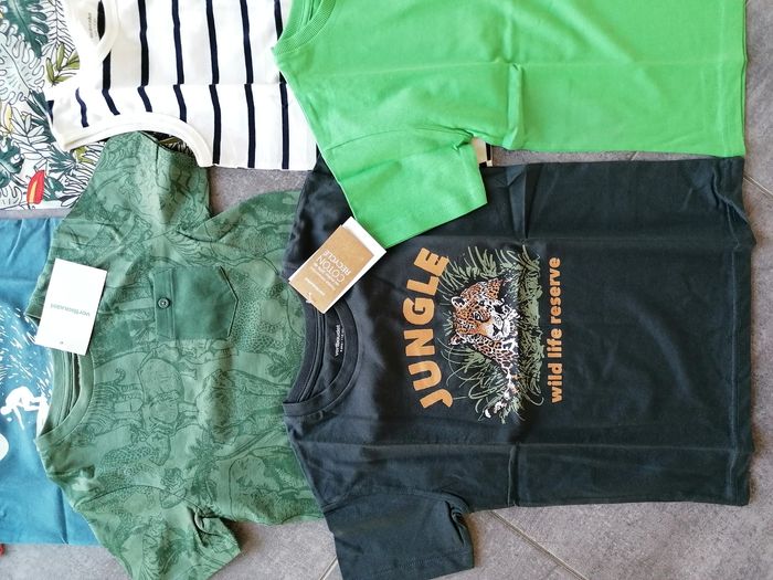 Lot tee shirt neuf 6 ans vertbaudet - photo numéro 2