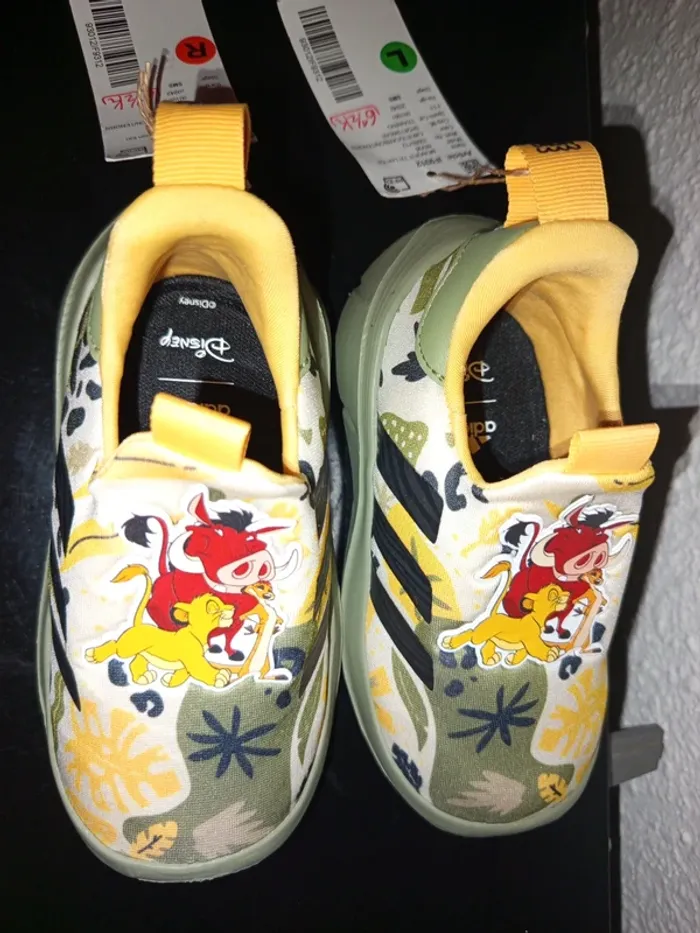 Basket adidas roi lion bébé taille 23,5 édition limité neuve - photo numéro 3
