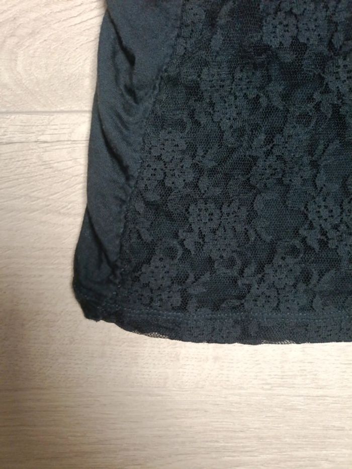 Robe noire dentelle - photo numéro 2