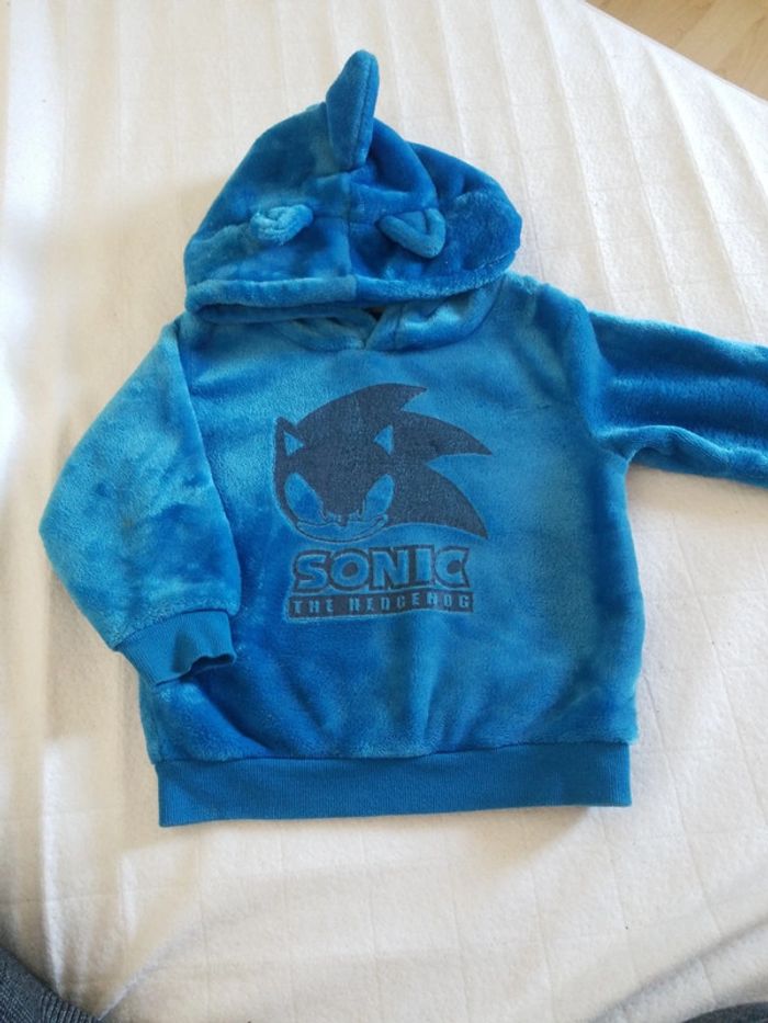 Pull hiver avec capuche