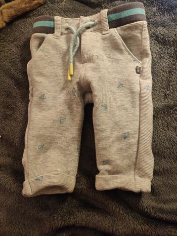 Pantalon avion papier