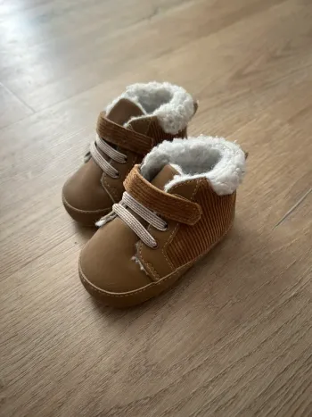 Chaussons chaussures fourrees bébé obaibi