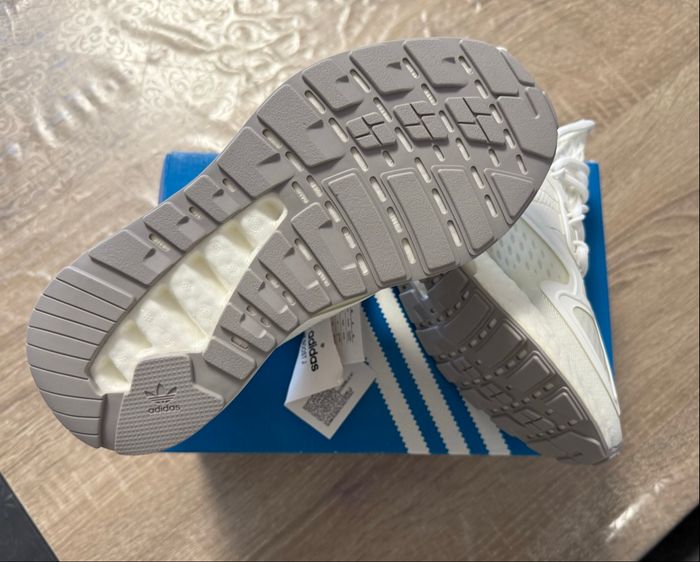 Chaussures Adidas femme. - photo numéro 5