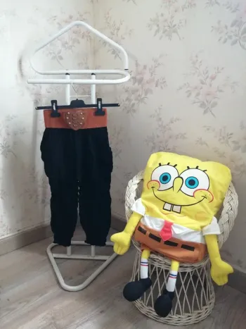 Pantalon noir fluide avec poches resserré aux chevilles ceinture élastique / meggie / (12ans)