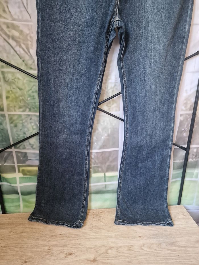 Jeans femme 46 - photo numéro 2