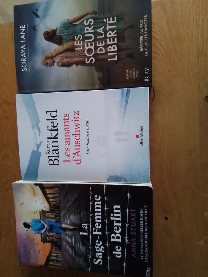 Lot de 3 magnifiques livres
