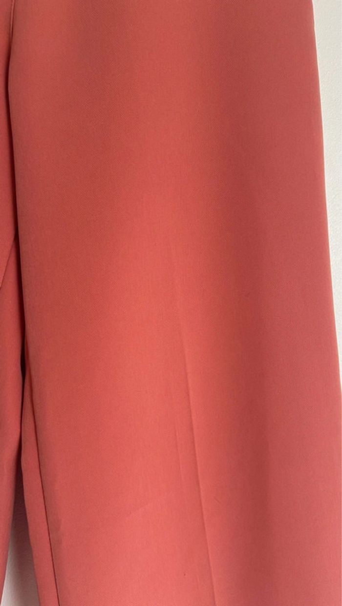 Pantalon de costume rose saumon - photo numéro 2