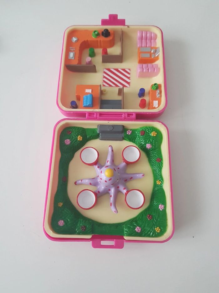 Pocket Paradise vintage le restaurant et le manège