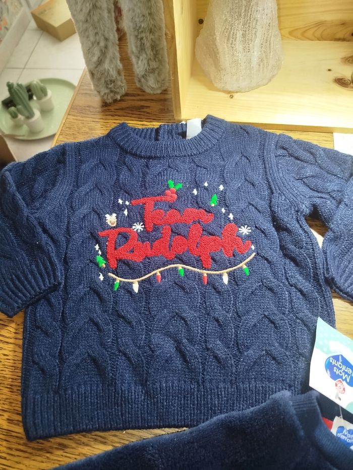 Lot de pull de Noël bébé T.9mois - photo numéro 2