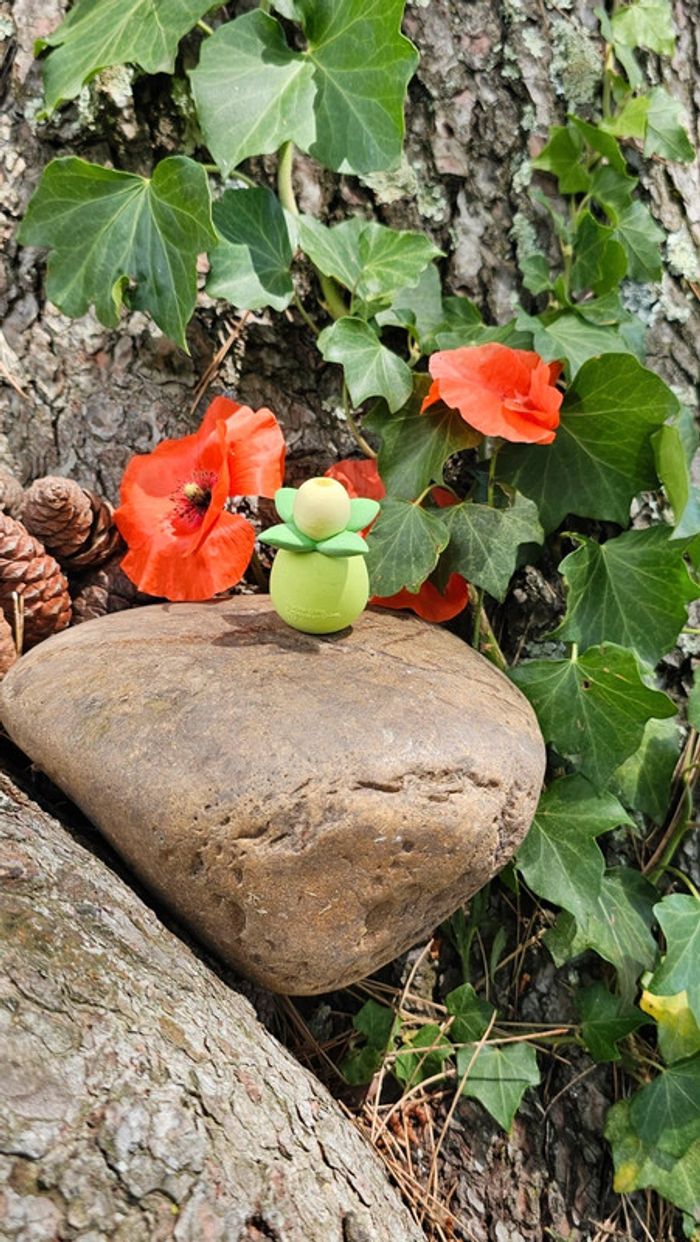 Super figurine Pokemon Nintendo olivini effet gomme - photo numéro 4