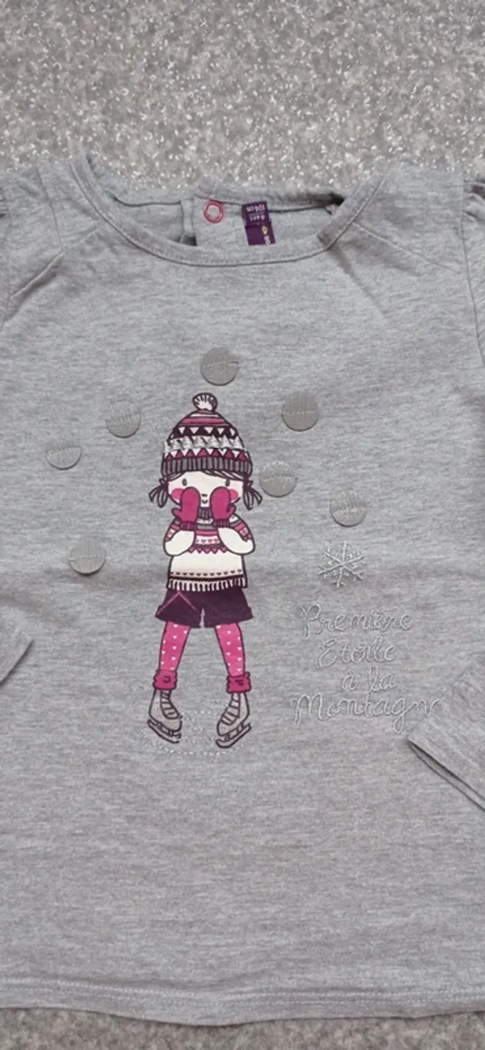 T-shirt Sergent Major
Taille 5 ans mais taille petit
Bon état - photo numéro 2