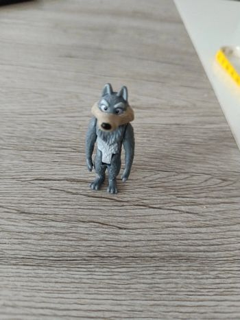 Figurine plastique loup masha et michka