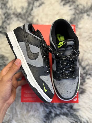 Nike Dunk Low Cool Grey / Black-Volt – Taille 38.5 EU – Neuve & legit