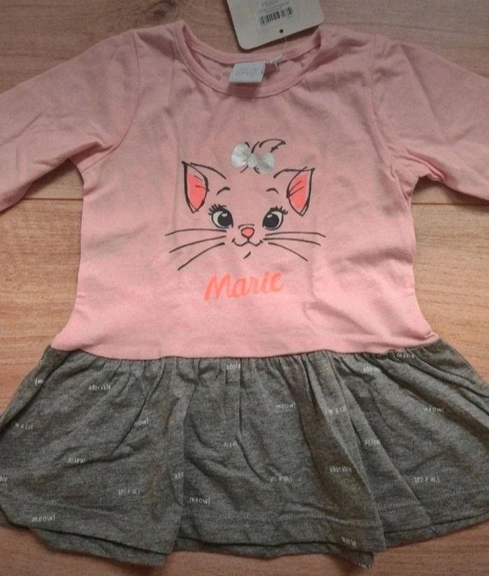 Robe disney 6 mois neuve avec étiquette