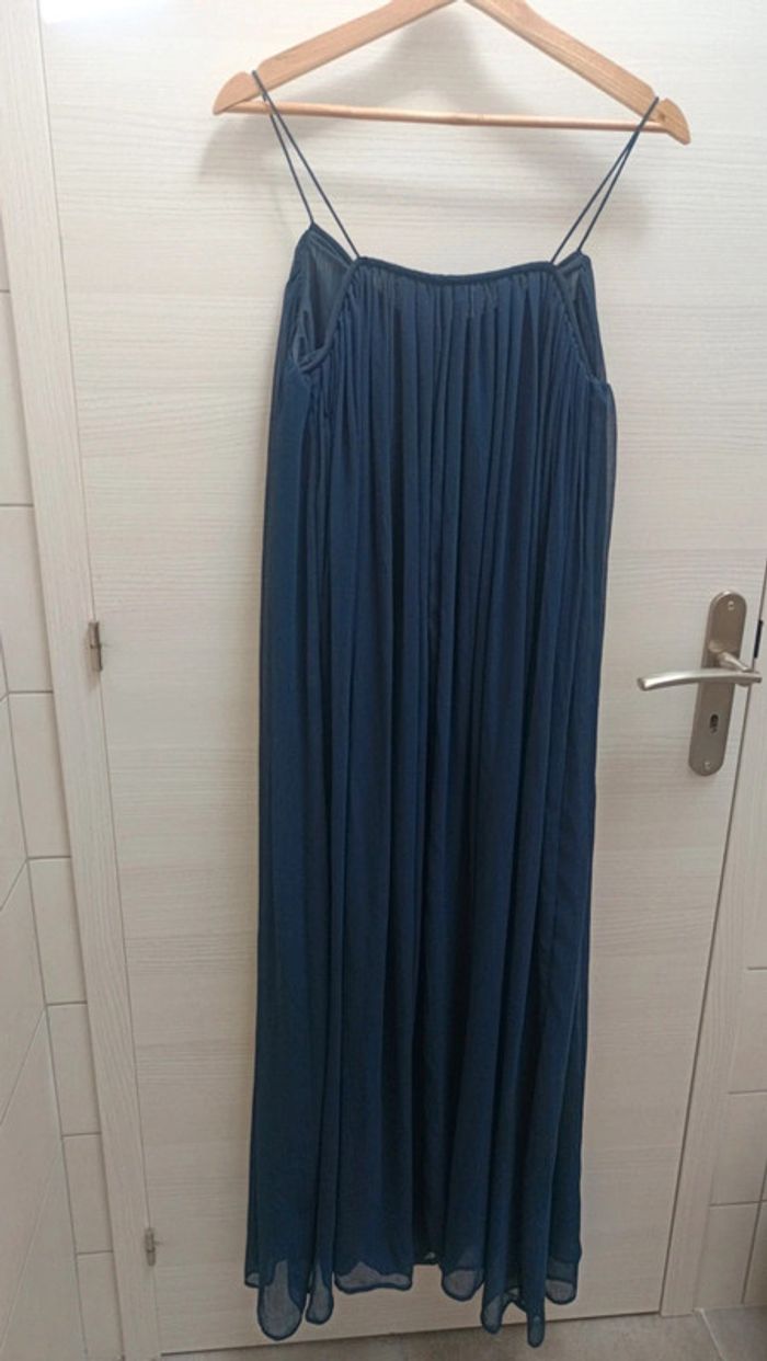 Très jolie robe longue de soirée bleue 38 - photo numéro 4