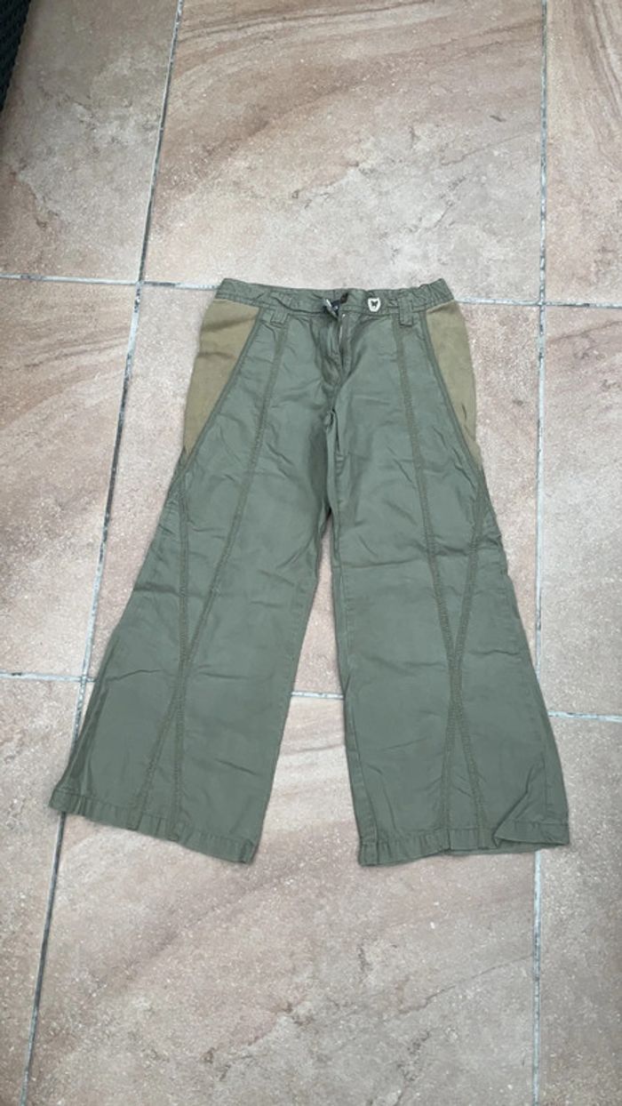 Pantalon vert kaki large MEXX 7 ans (n°32)