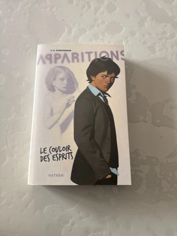 Livre appararitions - le couloir des esprits - n.m. Zimmermann