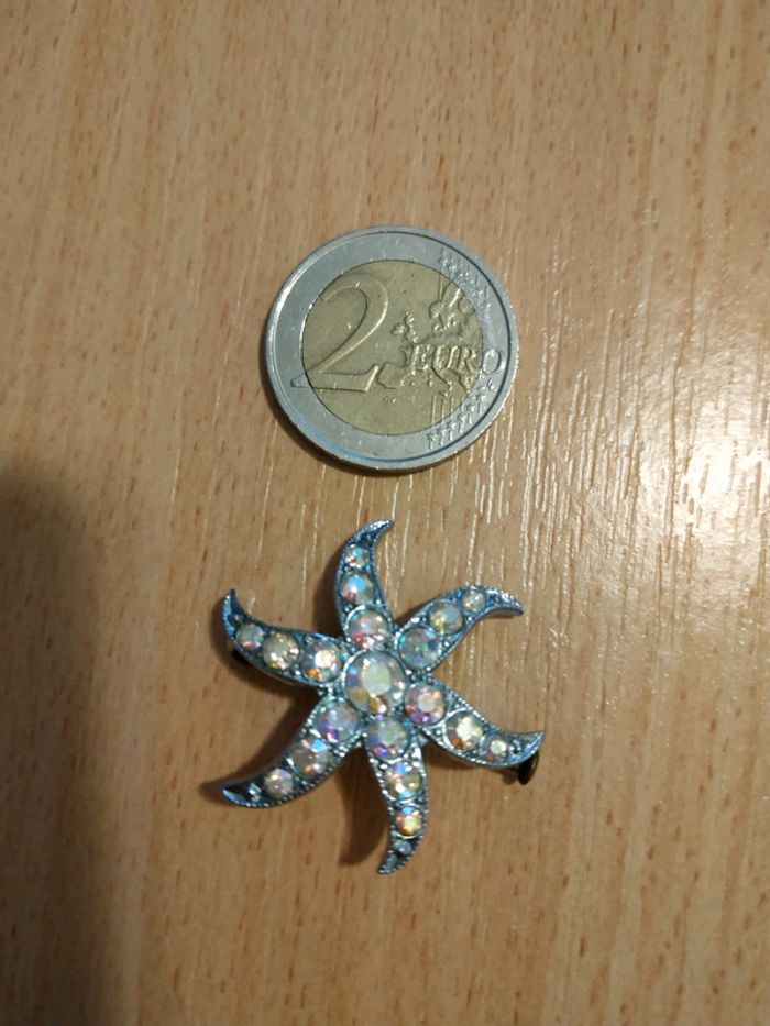 Broche étoile vintage ancienne avec strass
