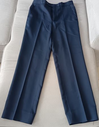 Pantalon de costume taille 40 en très bon état