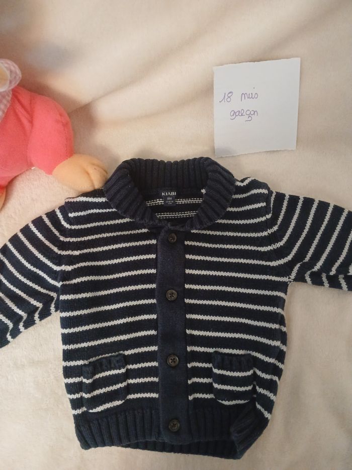 Gilet bébé garçon 18 mois tres bon état