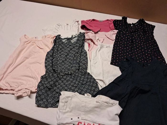 Lot 9 vêtements filles - 12 mois - Kiabi