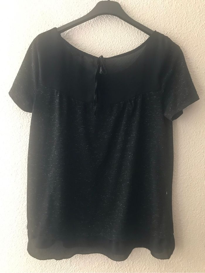 Tee shirt ou blouse légères paillettes argentées - photo numéro 7