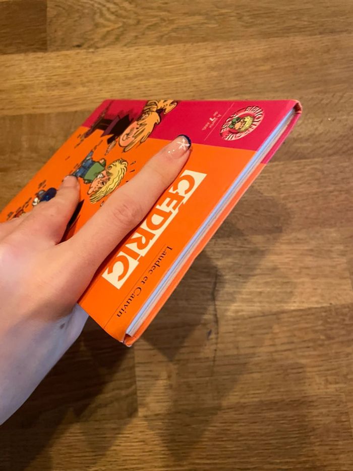 Livre La bibliothèque Rose Cédric Sacrés tempéraments ! - photo numéro 5