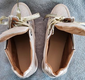 Baskets T36 taupe strass et doré.