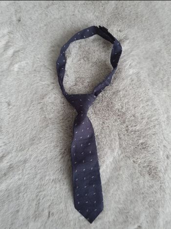 Cravate bleu marine bébé 6-12 mois