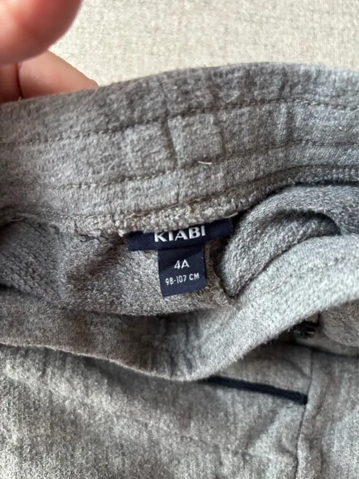 Pantalon kiabi 4ans - photo numéro 2