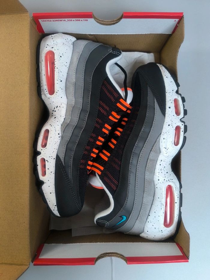 Baskets Nike air max 95 - photo numéro 2