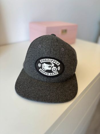 Casquette grise Vonzipper taille unique