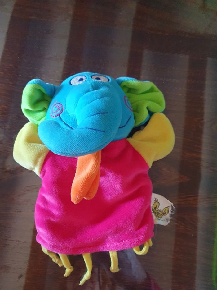 Marionnettes éléphant