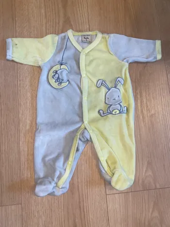 Pyjama gris et vert pomme Boîte à Malice - Taille Naissance