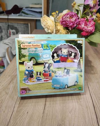 Poussette van et triplés bouledogue français Sylvanian families