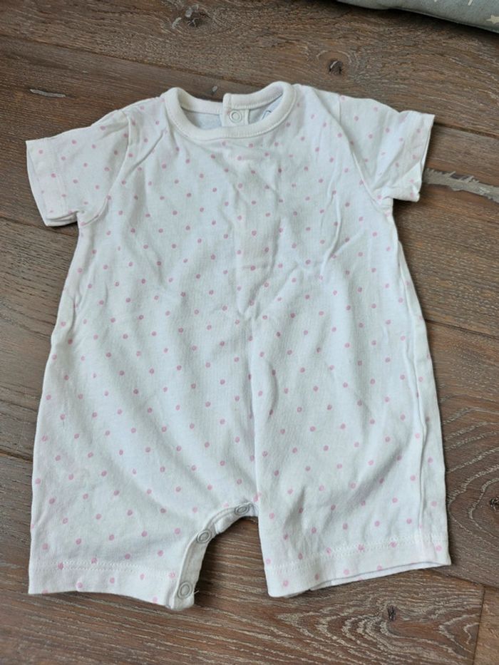 Lot 3 pyjamas 1 mois - photo numéro 5