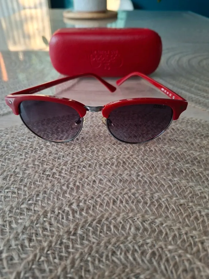Lunettes de soleil Le Temps des Cerises – Rouge & étui rigide - photo numéro 8